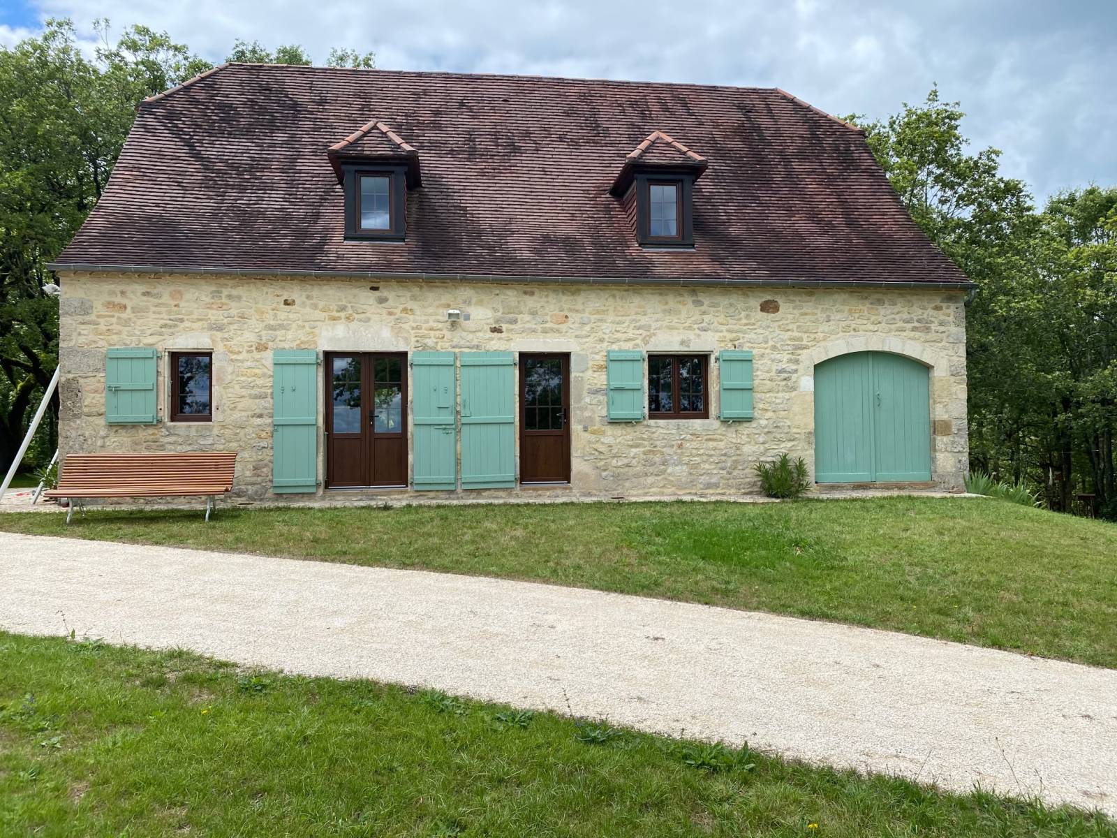 Remplacer une vitrine de magasin en verre feuilleté avec porte lourde grand trafic et châssis fixe aux portes de Villefranche-de-Lauragais 31290 en Occitanie