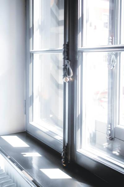 Remplacement de fenêtre en bois traditionnelle à Rocamadour (46)