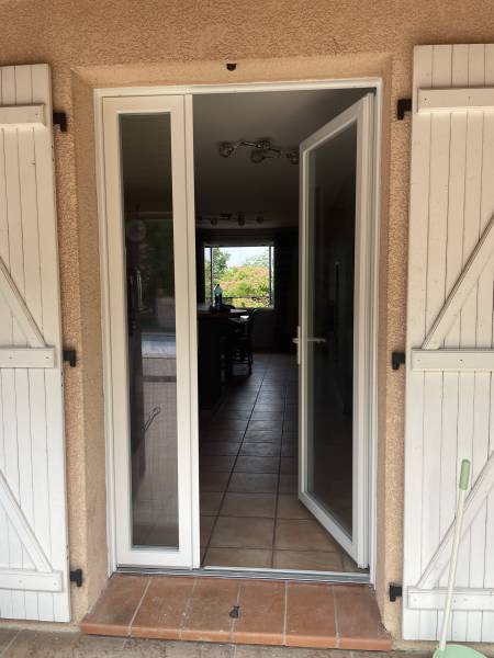 Vente et pose de fenetres aluminium blanc à Labège et ses alentours en Haute-Garonne